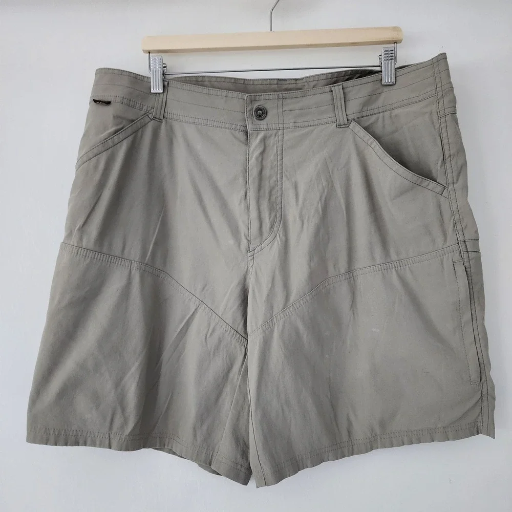 Kuhl khaki tan cargo pocket shorts outdoor hiking mens‎ size 38